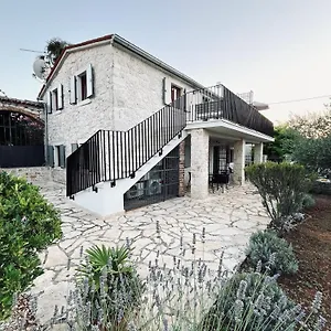  Apartmán Koronsovac House With 4 Apartments